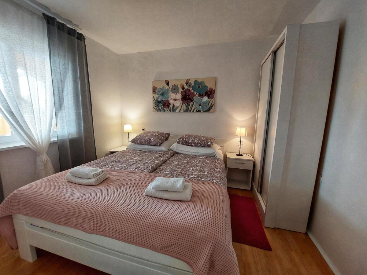Apartments Dumic Цриквеница Экстерьер фото