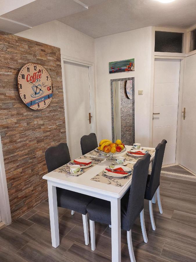Apartments Dumic Цриквеница Экстерьер фото